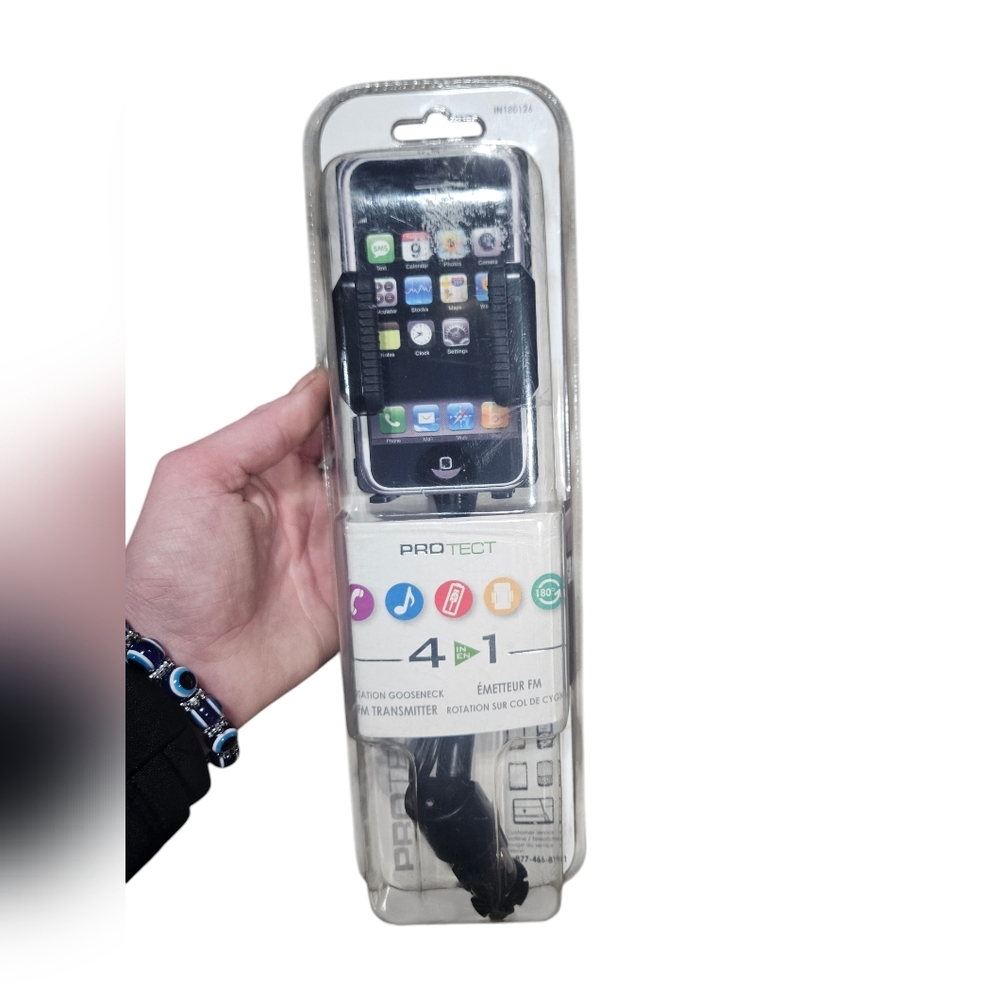 Fm transmitter with rotation gooseneck
